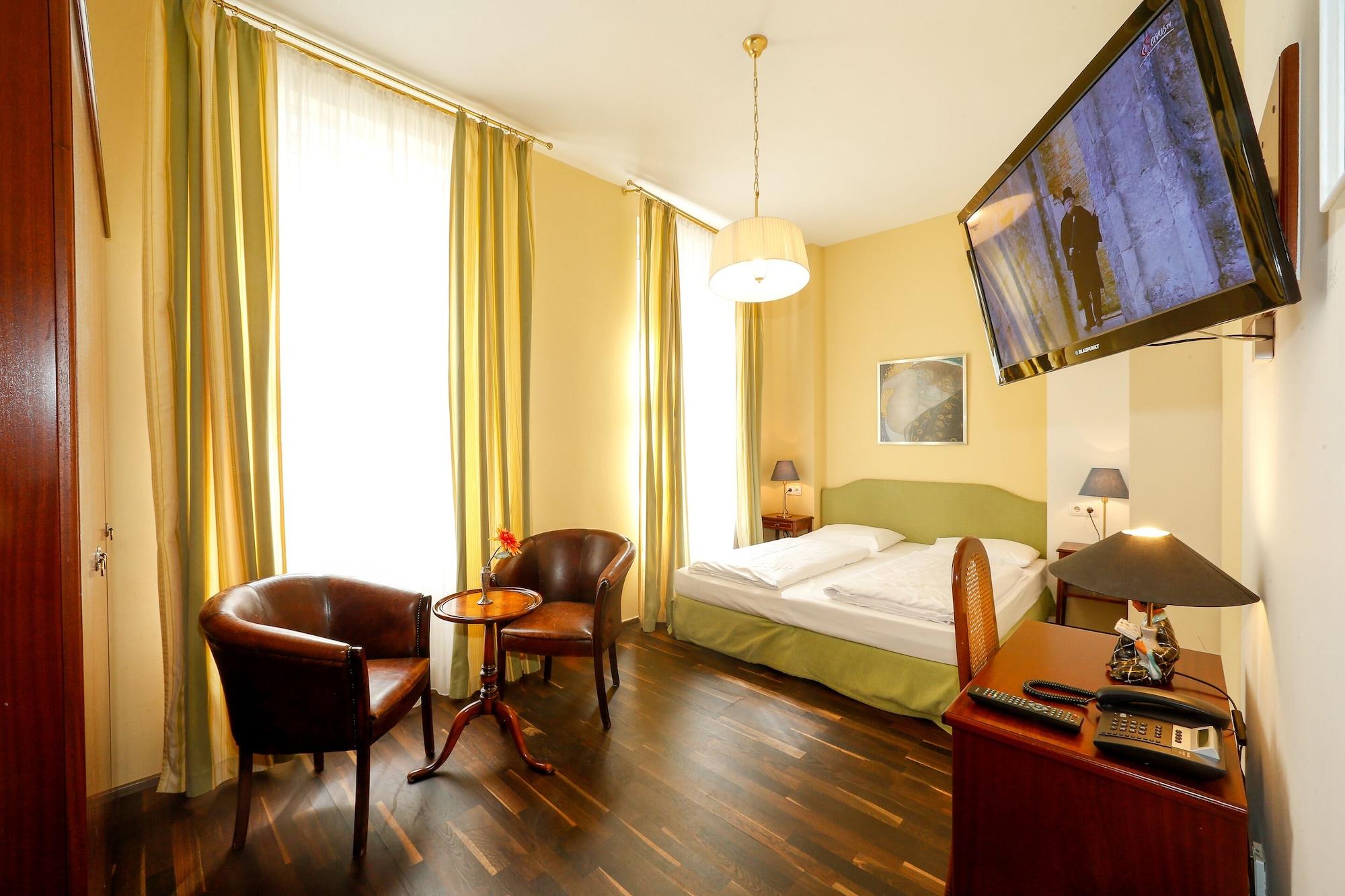 Timeout Hotel, 5 Min To Center, Self Check In 2* Wiedeń