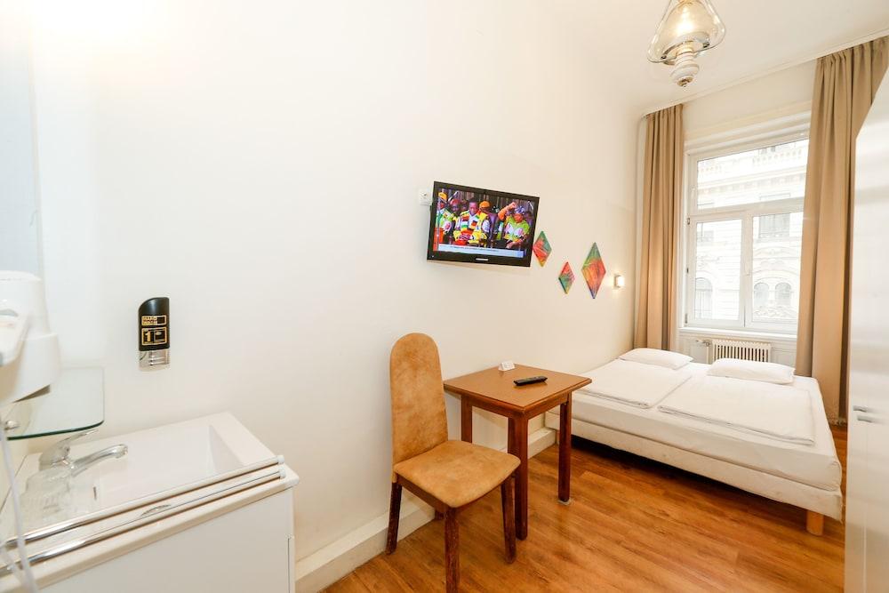 Timeout Hotel, 5 Min To Center, Self Check In Hotel Wiedeń