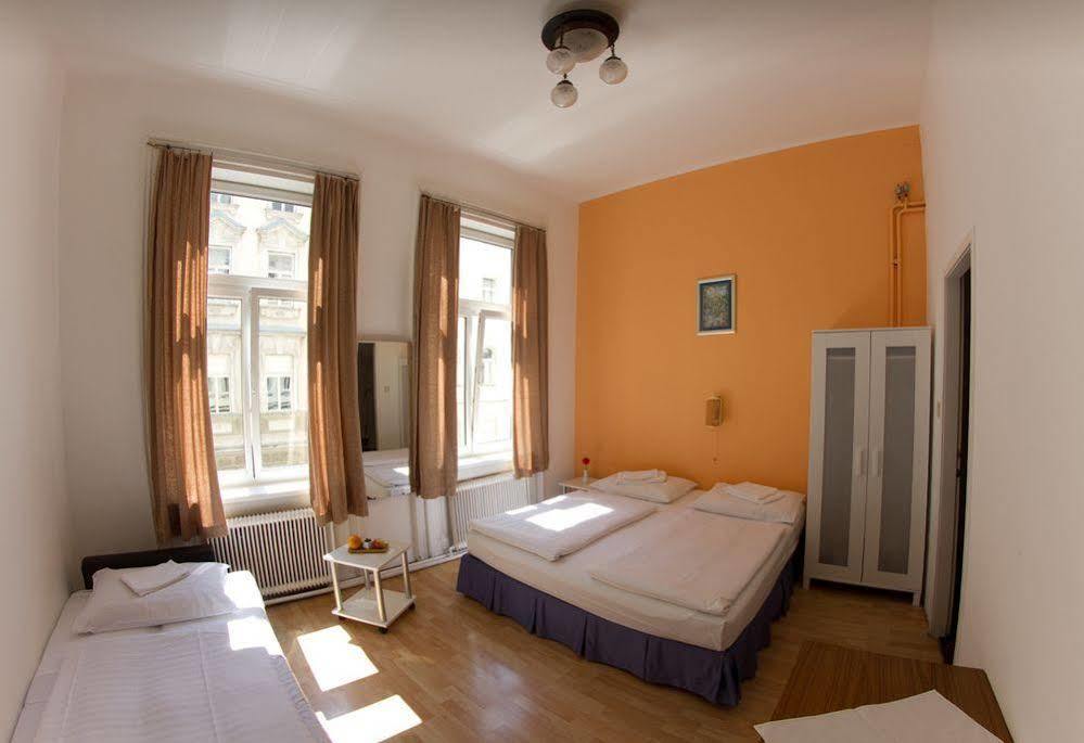 Timeout Hotel, 5 Min To Center, Self Check In 2* Wiedeń